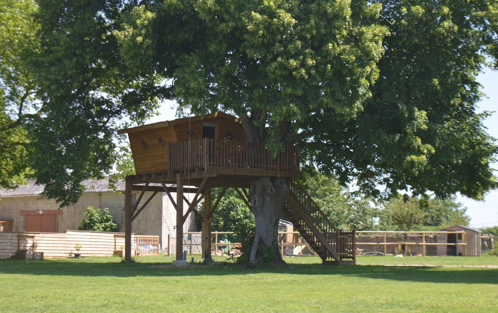 Les-cabanes-de-gros-bois