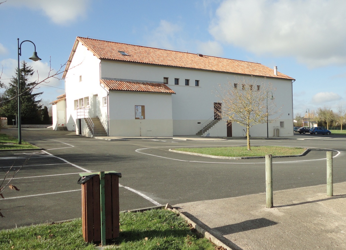 Aire camping car - Mairé-L'Evescault