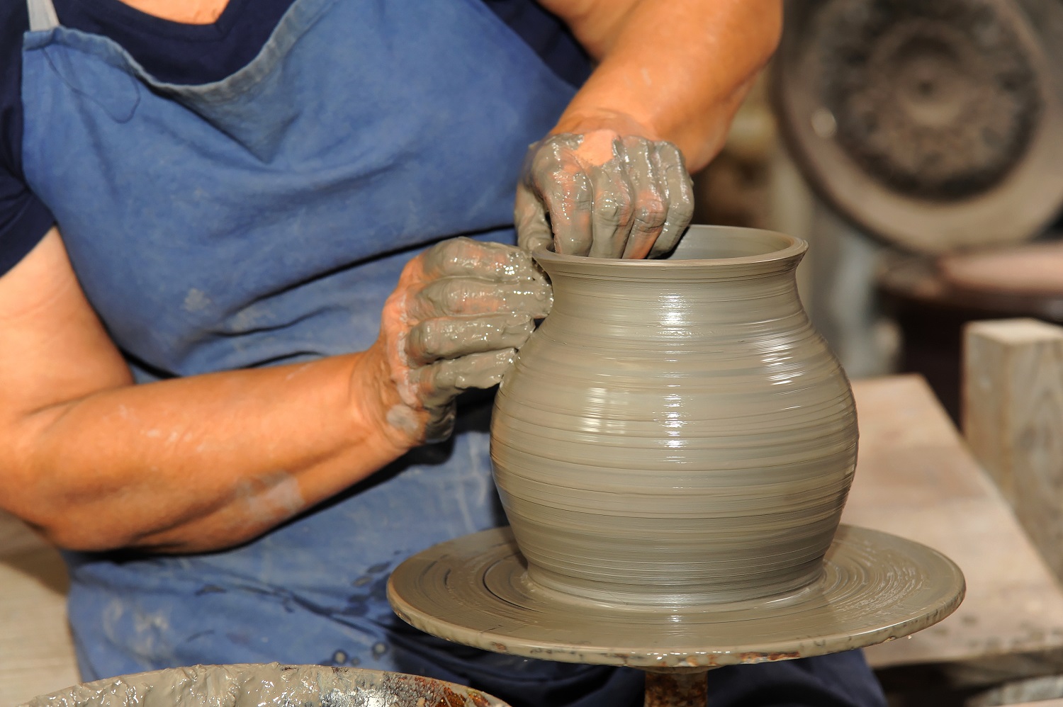 Atelier de poterie de Saint-Médard - Tournage